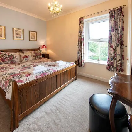 Holiday home 100 *