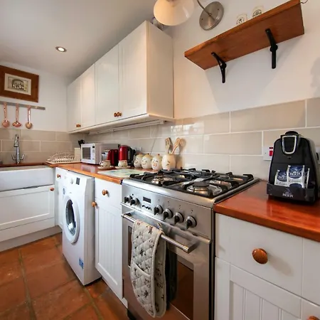 Holiday home 100 *