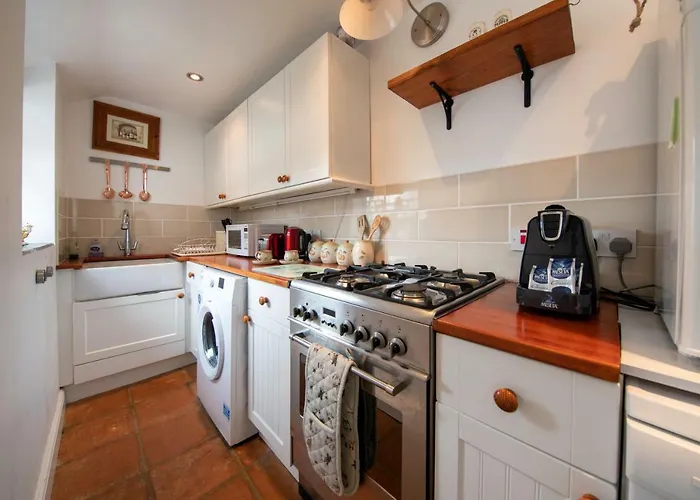 Semesterbostad 100 *